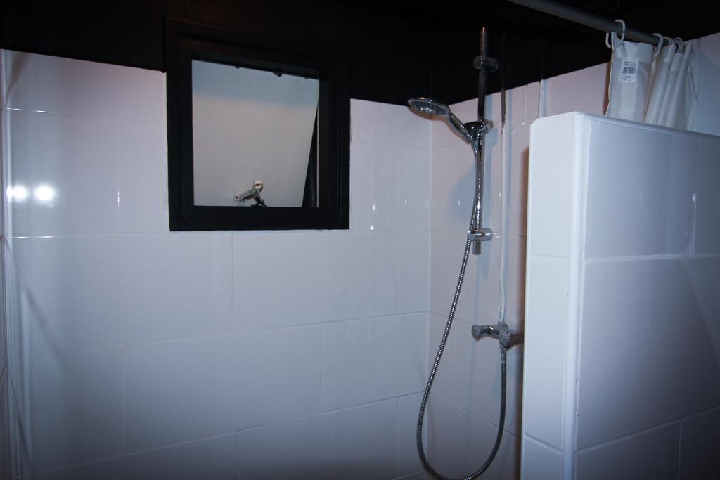 Hostel Het Wapen Van Pernis Exteriér fotografie